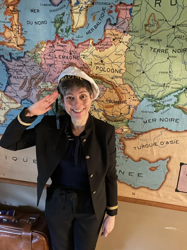 Lily game master escape cruise