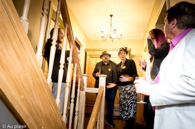 Murder game Belarp © Au plaisir maison d’hôtes insolite et ludique Hastière Dinant jeu de rôle envies de meurtre