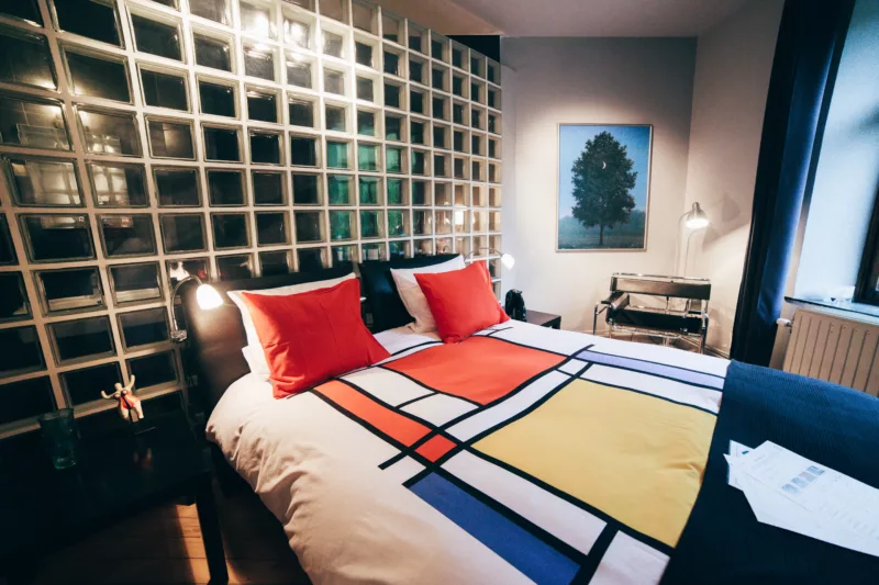 Sur le thème du Cluedo Logez dans la chambre artistique de Mr. Dorian GREY