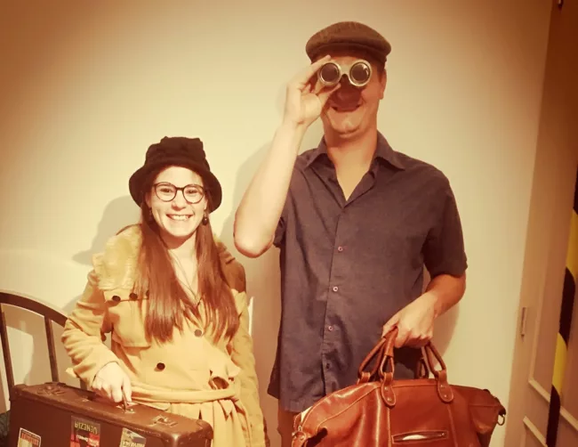 Aidez Nellie Bly à faire éclater le scandale à deux