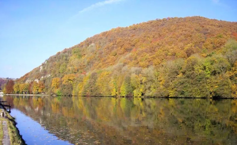 Meuse à Hastière