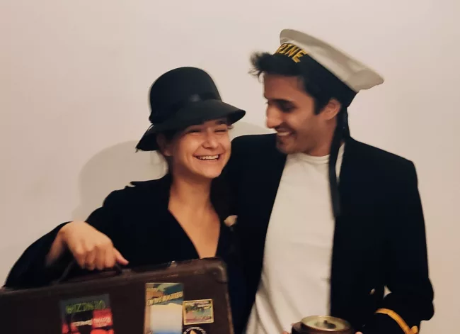 Aidez Nellie Bly à faire éclater le scandale à deux